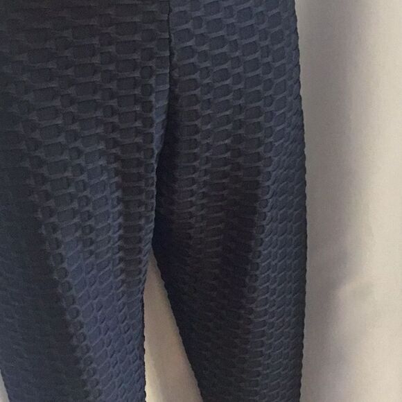 SHEIN NWOT athletic pants in a black waffle pattern in small - Picture 4 of 10